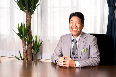 社長挨拶 代表取締役社長 布施俊二